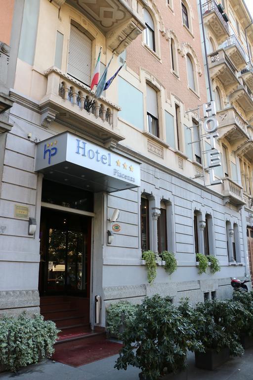 โฮเต็ล เพียเซ็นซ่า Hotel มิลาน ภายนอก รูปภาพ