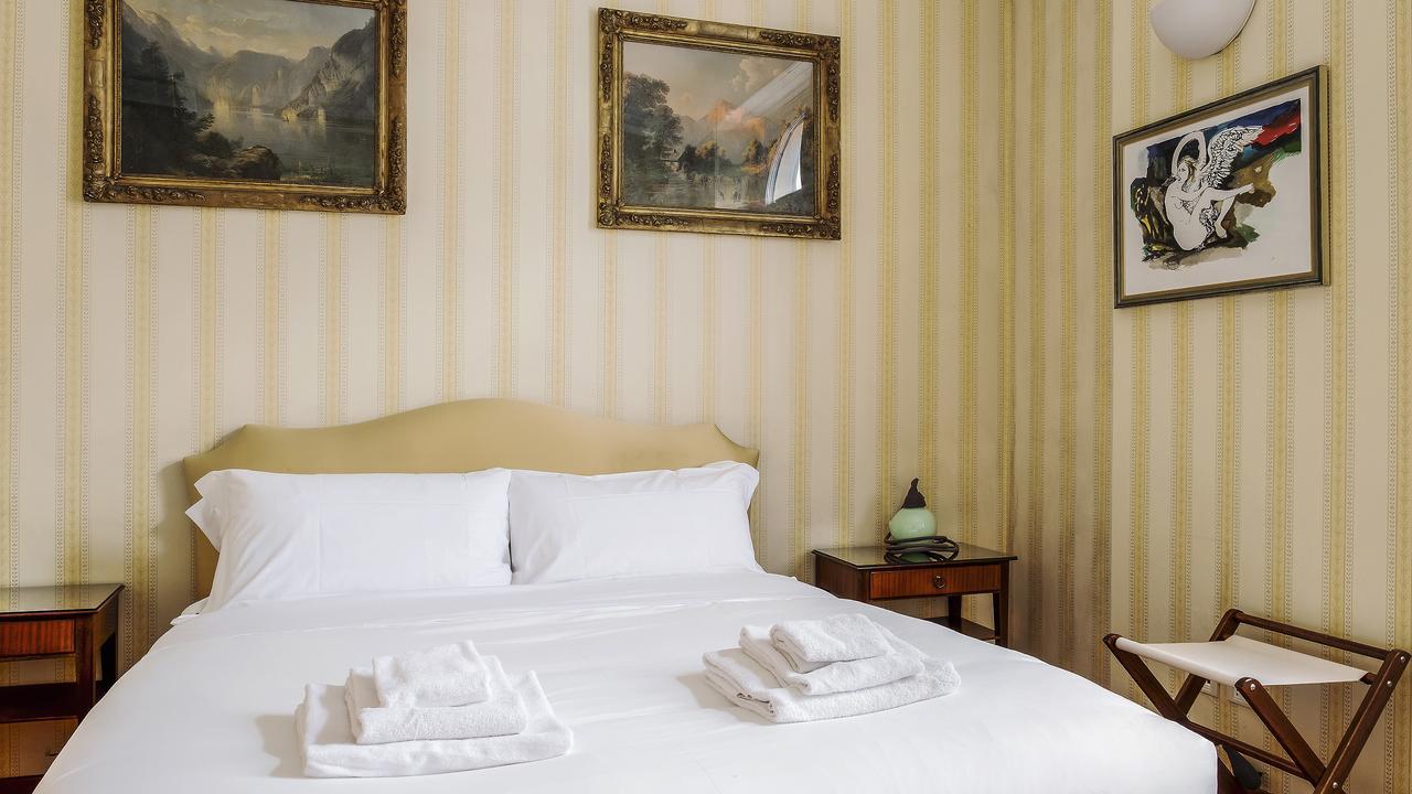 โฮเต็ล เพียเซ็นซ่า Hotel มิลาน ภายนอก รูปภาพ
