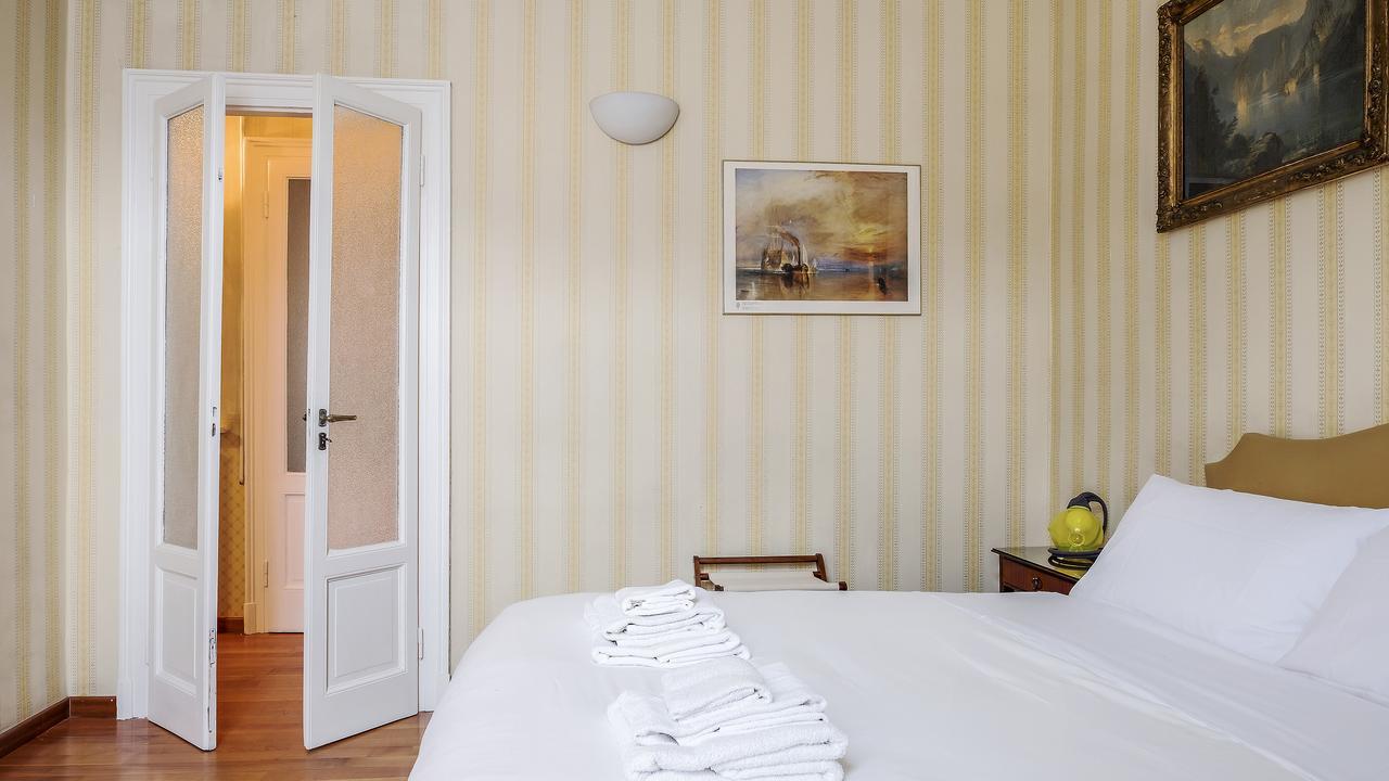 โฮเต็ล เพียเซ็นซ่า Hotel มิลาน ภายนอก รูปภาพ